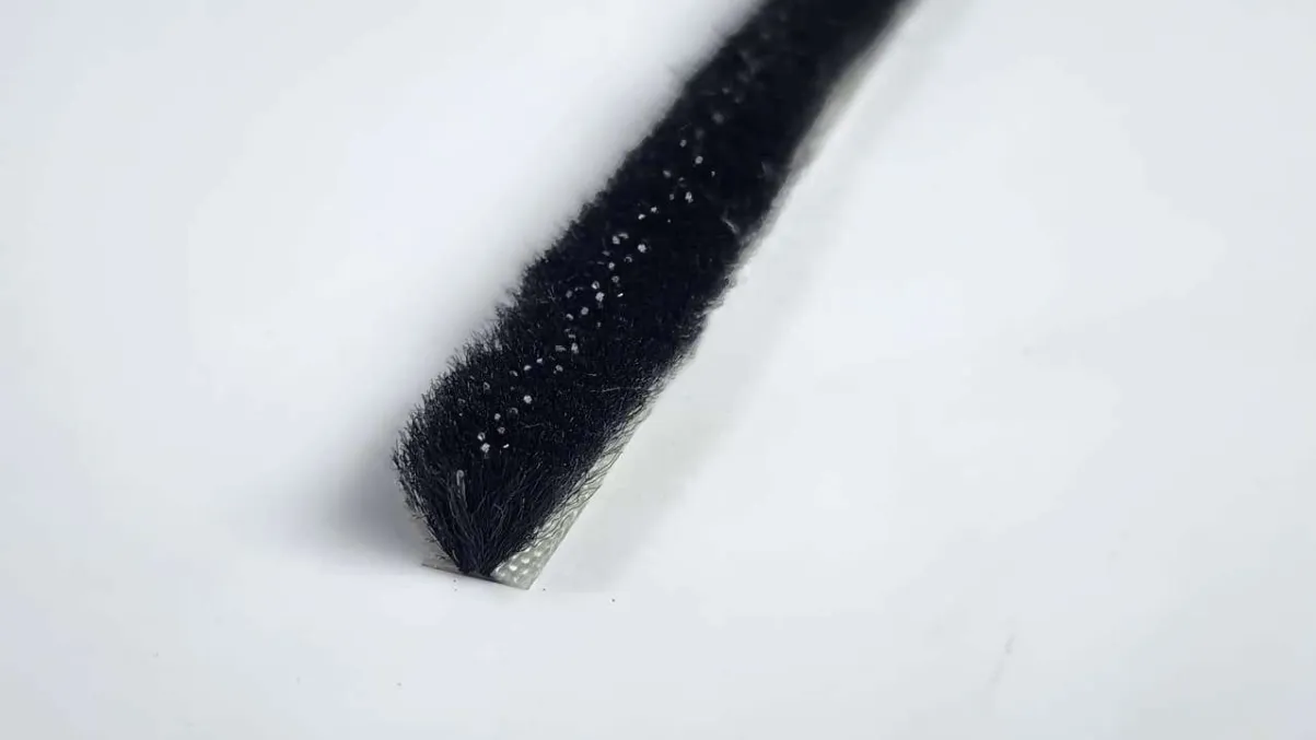SILICONISED WEATHER STRIP WITH BRISTLE [SL BR]